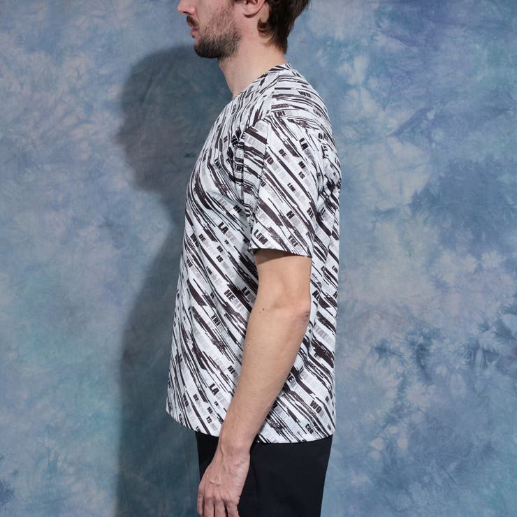 バイアスグラデーションロゴプリントVネック半袖Ｔシャツ | NICOLE | 詳細画像6 