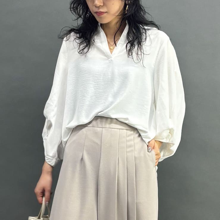 28オフホワイト | タックパフブラウス | NICOLE