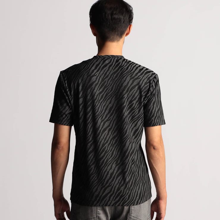 エンボスアラカルトＶネック半袖プルオーバー エンボスアラカルトVネック半袖プルオーバー｜Tシャツ｜ニコル