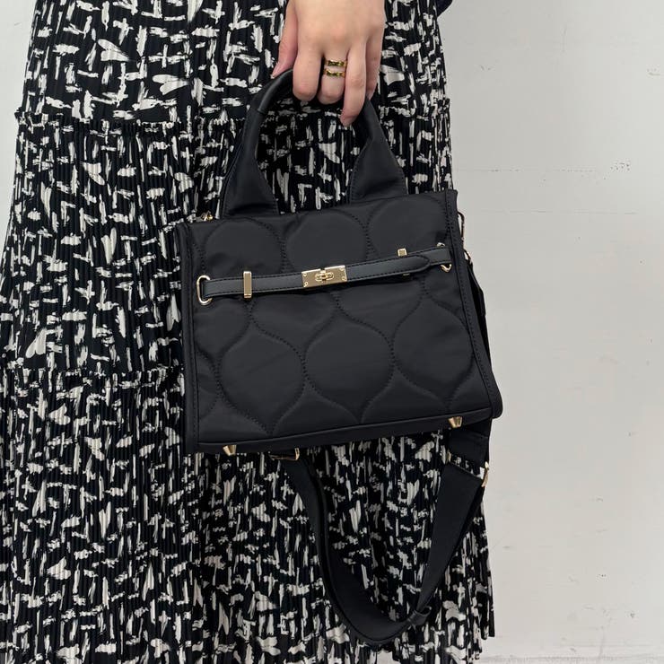 49ブラック | キルティングスクエアバッグ | NICOLE