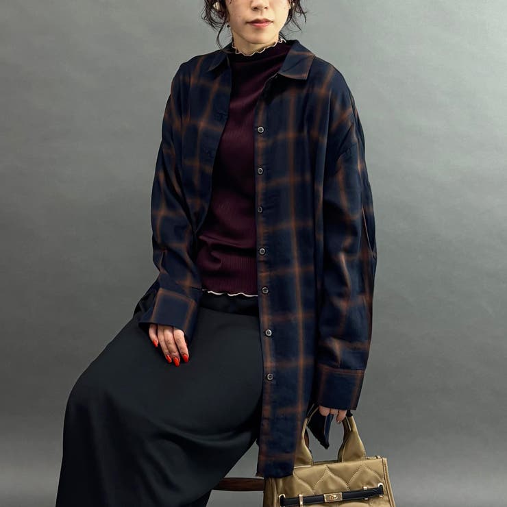 67ネイビー | オンブレシャツ | NICOLE