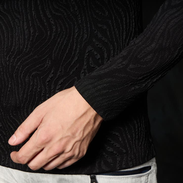 ゼブラ風ブリスタ-ジャカードＶネックプルオーバー | NICOLE | 詳細画像10 