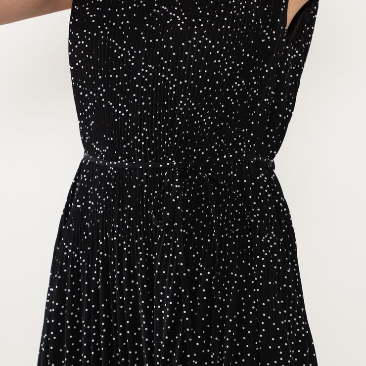 ランダムドットノースリーブプリーツワンピース | NICOLE | 詳細画像10 