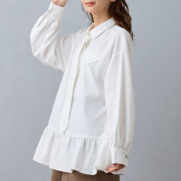 28オフホワイト | ペプラムデザインブラウス | NICOLE