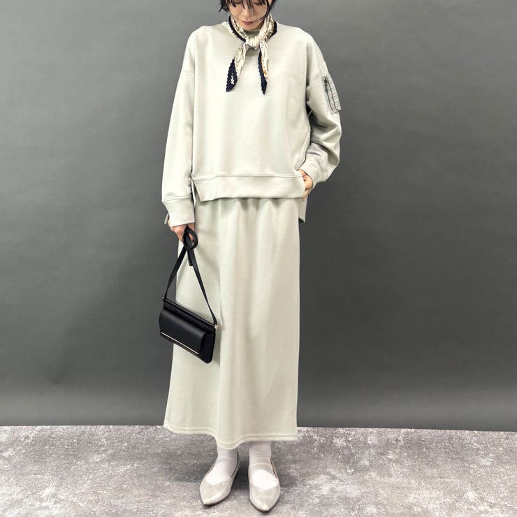 19ライトグレー | 【セットアイテム】プルオーバー×タイトスカート | NICOLE