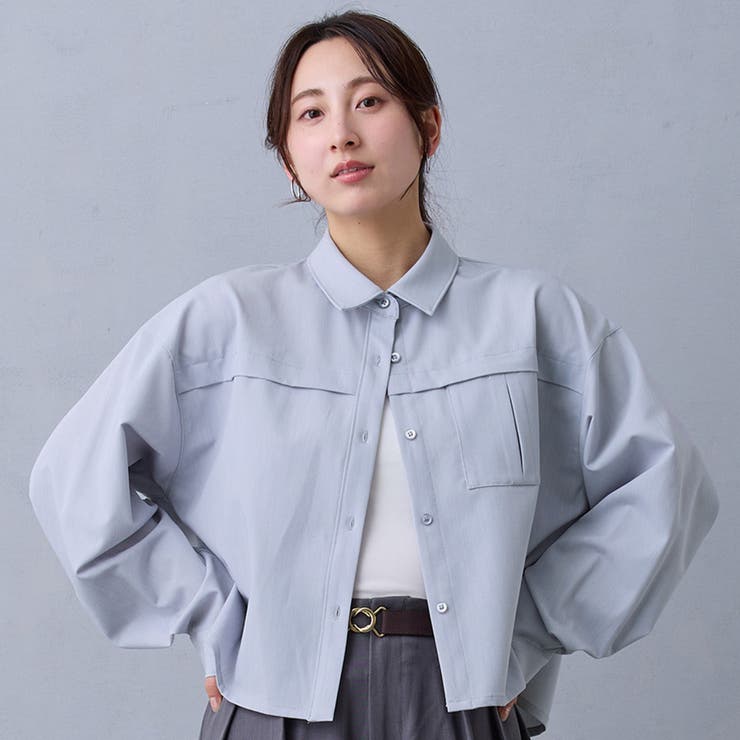 60ブルー | バック刺繍クロップドシャツ | NICOLE