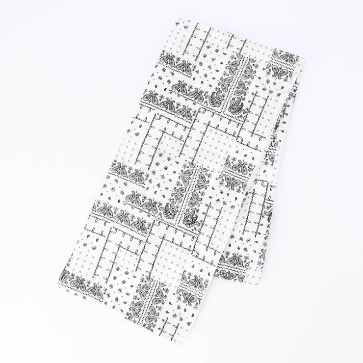 09ホワイト | 【WALDO】バンダナ柄大判スカーフ | NICOLE