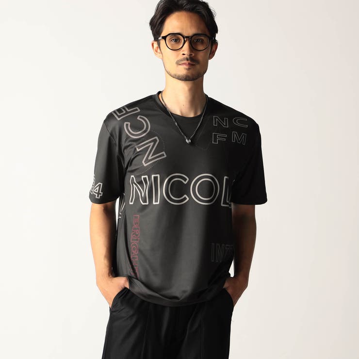 49ブラック | 総柄ロゴプリントTシャツ | NICOLE