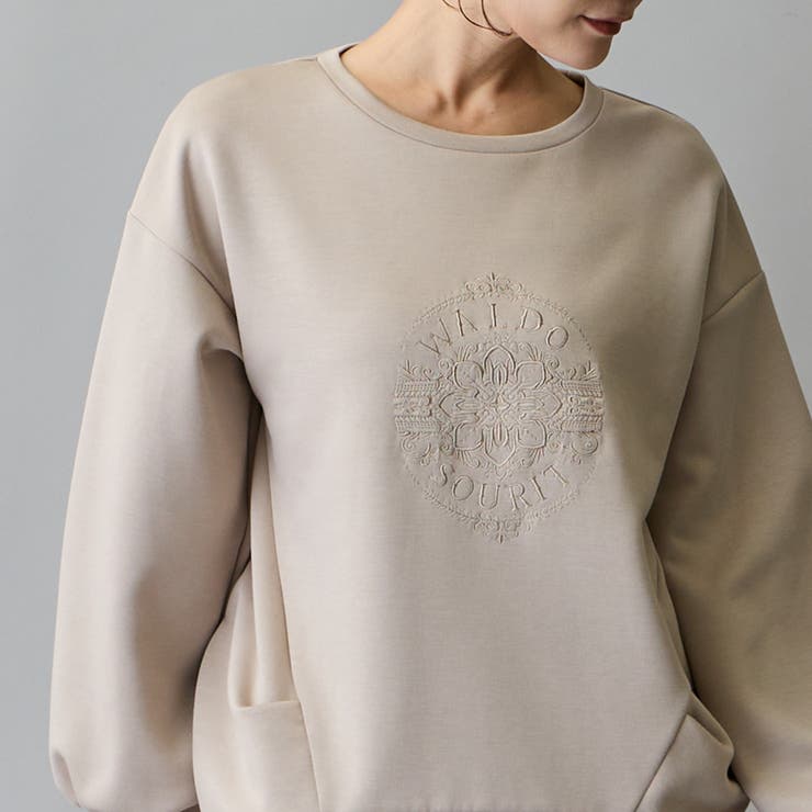モチーフ刺繍入りダンボールプルオーバー | NICOLE | 詳細画像5 