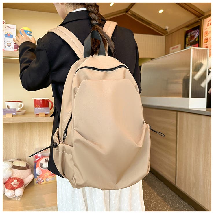 ライトパック 27L ベージュ/ブラック | ニューエラオンラインストア