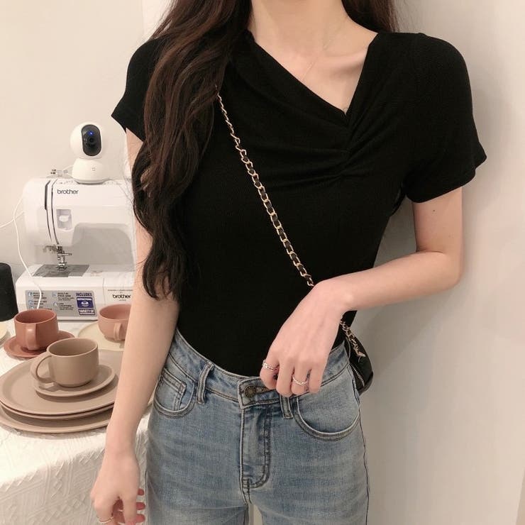 ブラック | アシメネック半袖カットソー レディース トップス | NinaetLina