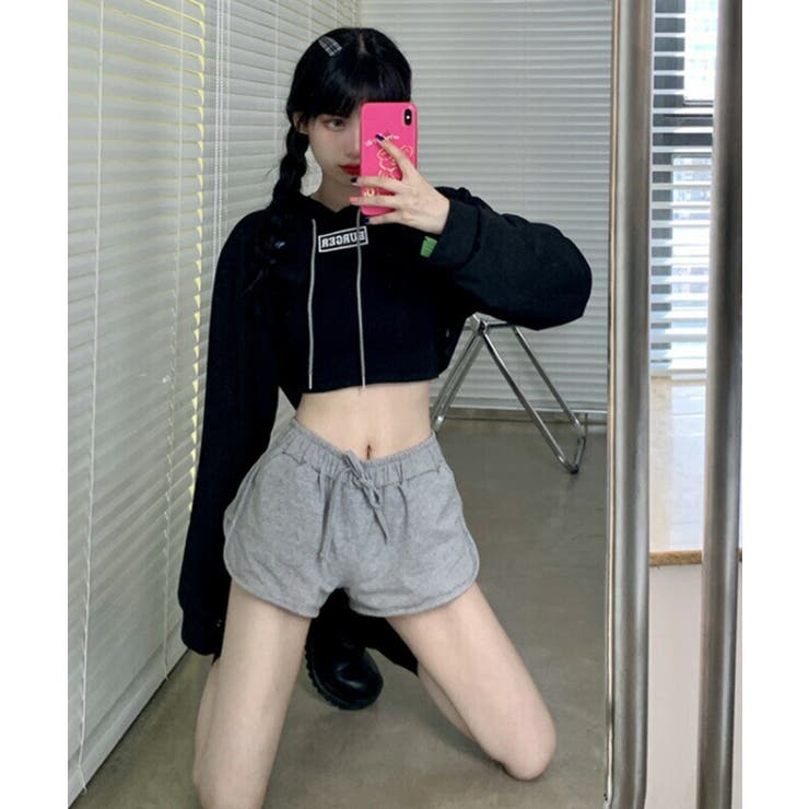 【最短当日配送♥️グレイル】新品未使用タグ付❣️韓国っぽフード付軽量ダウンパーカー ショート丈プルパーカー 韓国ストリート 韓国[品番：NELW0001316