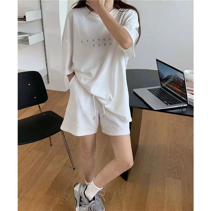 半袖tシャツ ショートパンツセットアップ 可愛い[品番：NELW0001646