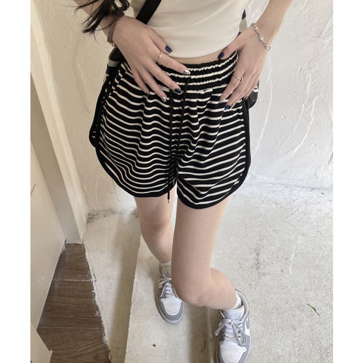 ボーダー柄 スポーツ ショートパンツ | NinaetLina | 詳細画像2 