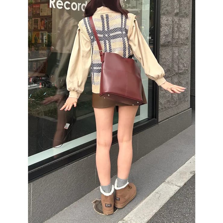 外ポケット付きフェイクレザートートバッグ レディース