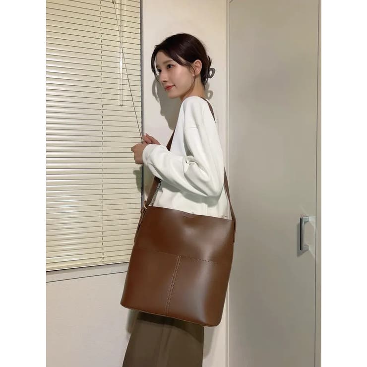 コールハーン レザー トートバッグ 外ポケット付き - メルカリ