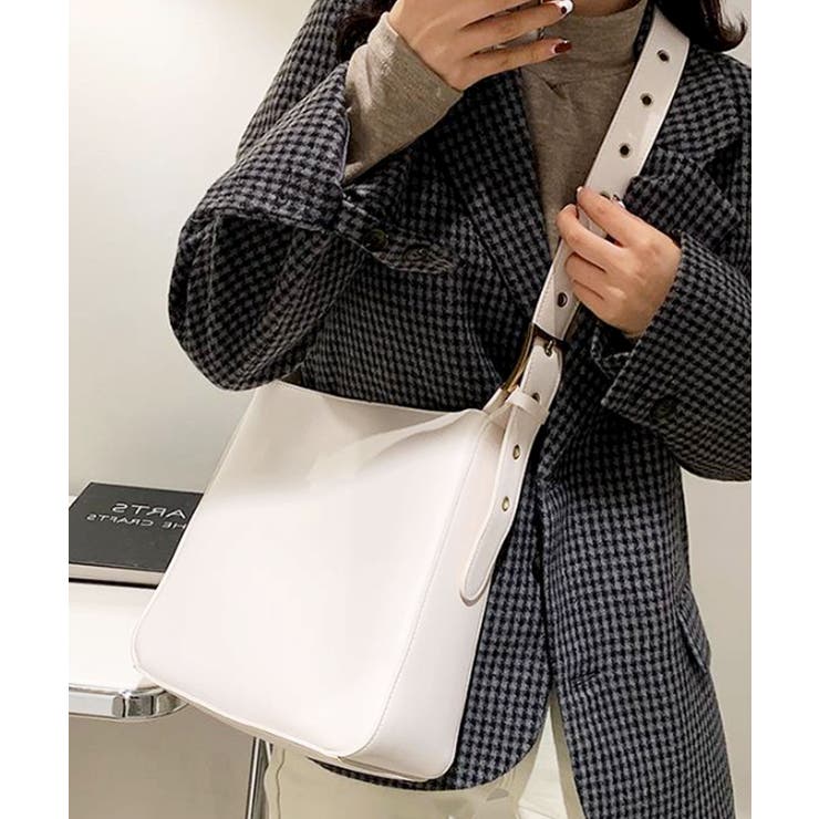 極美品 希少 Brady ブレディ ショルダーバッグ エイボン