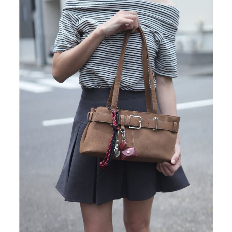 新品未使用　NICOLE & CO ブラックリボンヘアバンド　定価10000円超 Nicole Lee 2025 新作 数量限定 NICOLE LEE ニコールリー P17058