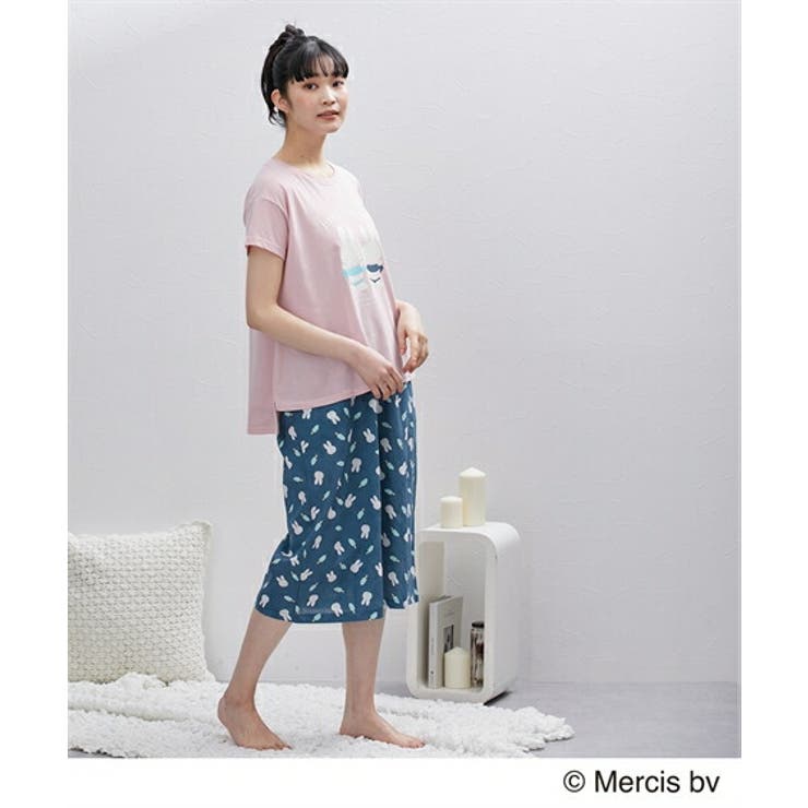 ダッフィー ルームウェアセット ホワイト 公式】ルームウエアセット｜おすすめグッズ | 東京ディズニー