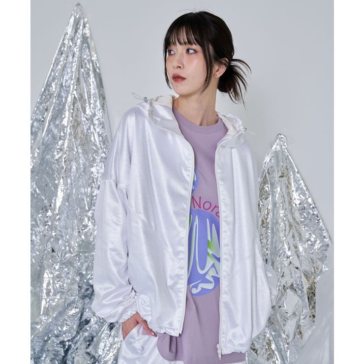 WHITE | 【Nora Lily】Leathery Switching | Nora Lily