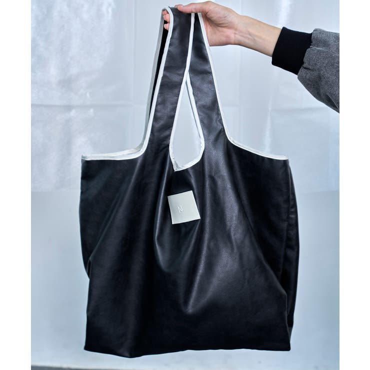 ブラック系 | Smooth Fake Leather Combi Bag | Nora Lily