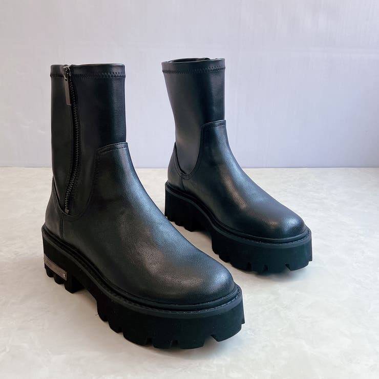 ブラック | タンクソール やわらかミドルブーツ | Noubel Voug Relax