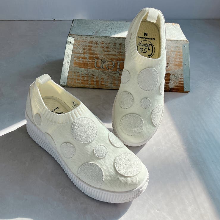 アイボリー | 洗える 超軽量 厚底 ドット ニットスニーカー | Noubel Voug Relax