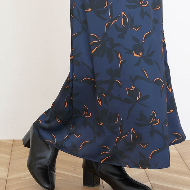 シャドーフラワーセミフレアロングスカート | FUNNY COMPANY＋  | 詳細画像3 