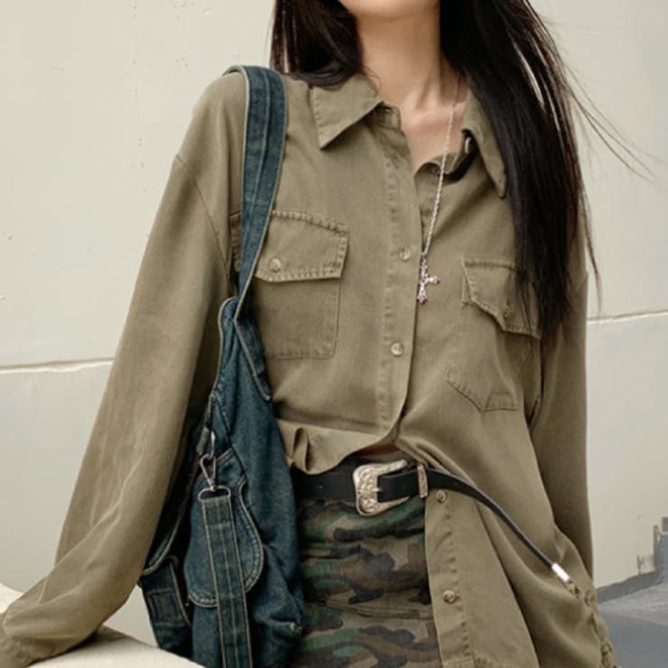 KICKSEWINGスヌー ルーズフィットカラー カーキシャツ[品番