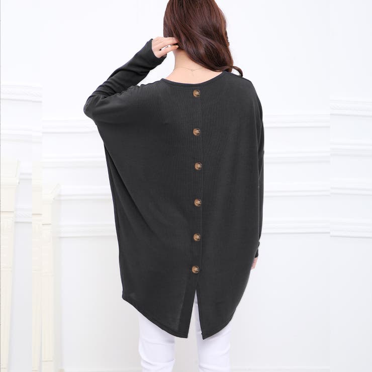 ブラック | バックボタンでどこから見ても美しい ドルマンニットトップス チュニック | SLENDER