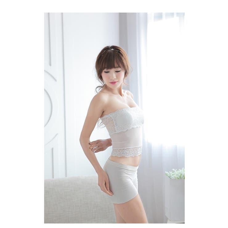 ベアトップカップ付♪レース使いがセクシーなチューブトップブラ