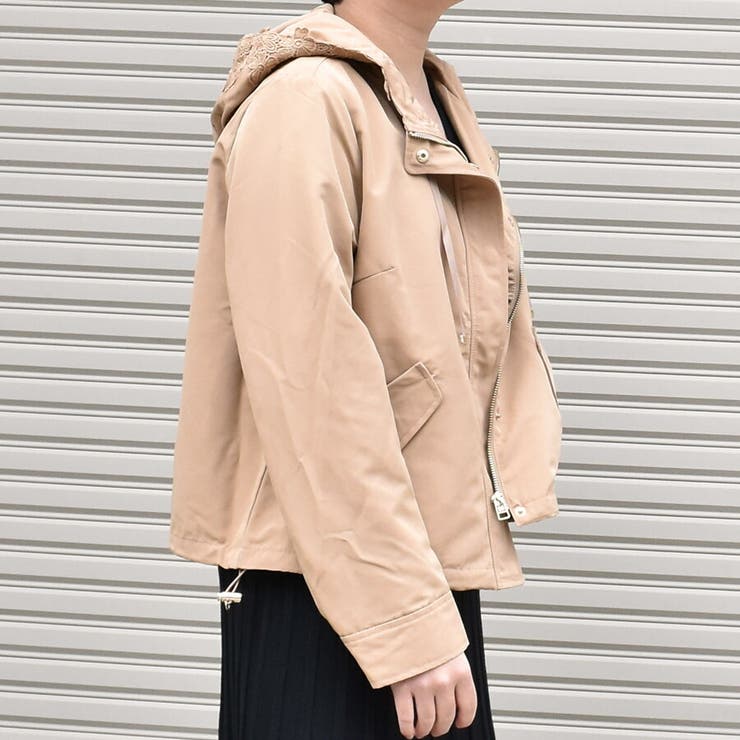 patagonia フード付きマウンテンパーカー ベージュ