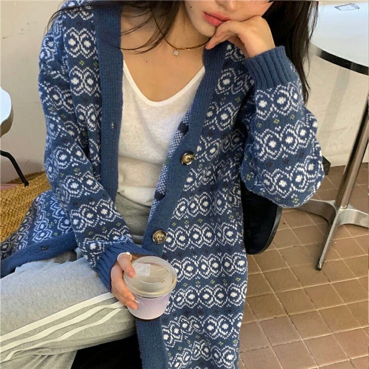 ブルー