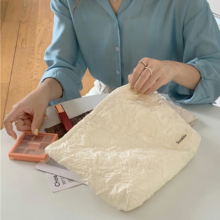 マルチポーチ くしゅくしゅ 立体感 | SLENDER | 詳細画像3 