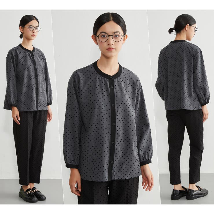 長袖ブラウスシャツフロッキープリント異素材切替トップス | On One's Own | 詳細画像2 