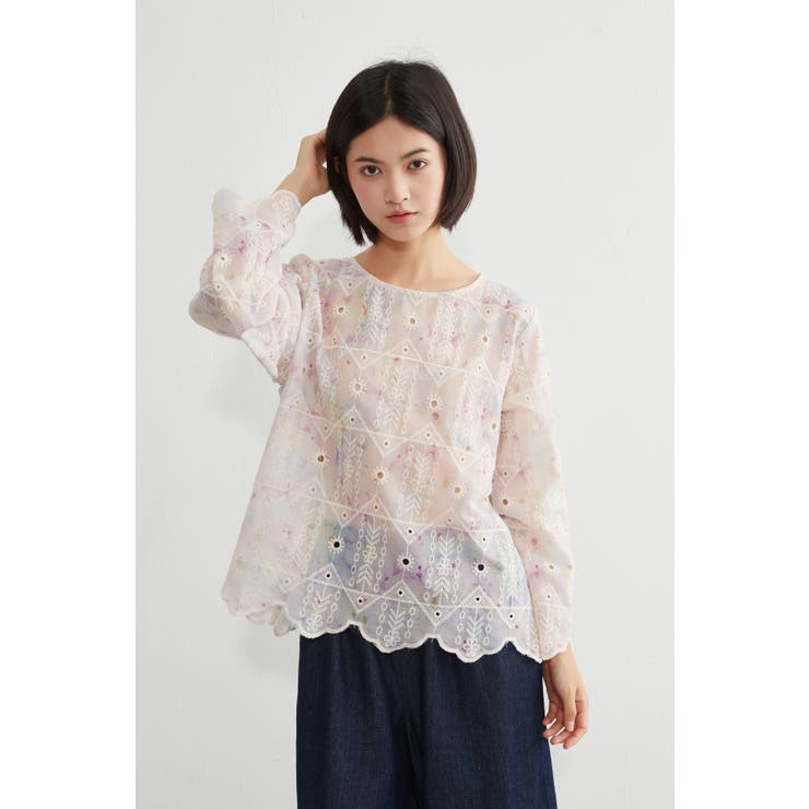 むら染めスカラップ刺繍長袖ラウンドネックシアーブラウス | On One's Own | 詳細画像12 