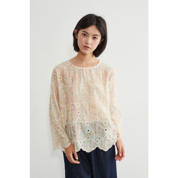 むら染めスカラップ刺繍長袖ラウンドネックシアーブラウス | On One's Own | 詳細画像3 