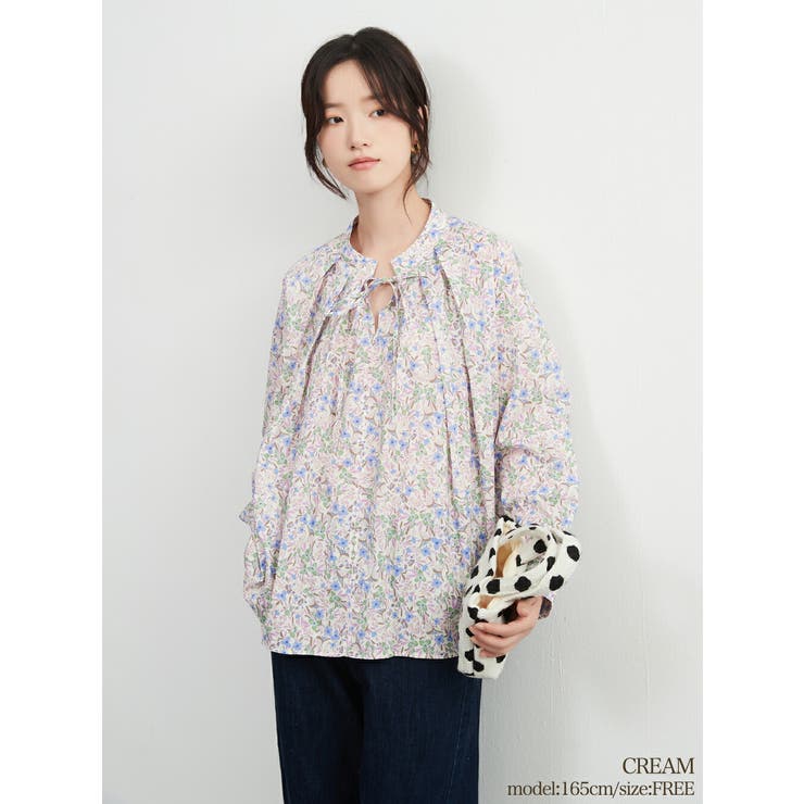 CREAM | 花柄プリン綿100％長袖ブラウスシャツナチュラル系タックデザインリボン襟 | On One's Own