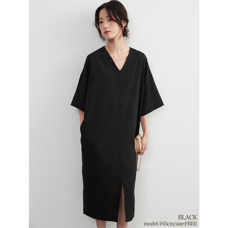 BLACK | シンプルエレガントVネック半袖ワンピースワイドスリーブミニマム裾スリット | On One's Own