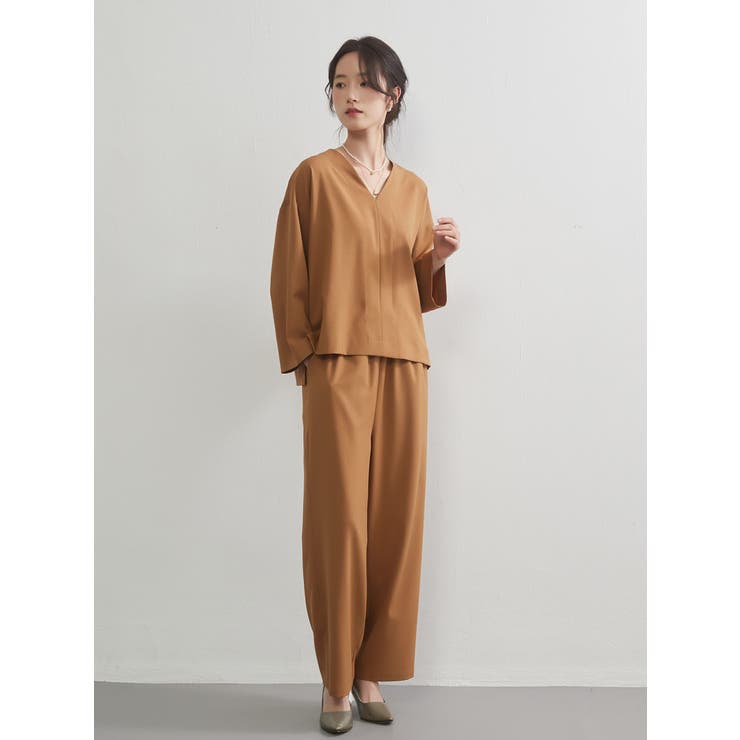 Vネックブラウスとワイドパンツ上下セットセットアップ | On One's Own | 詳細画像12 