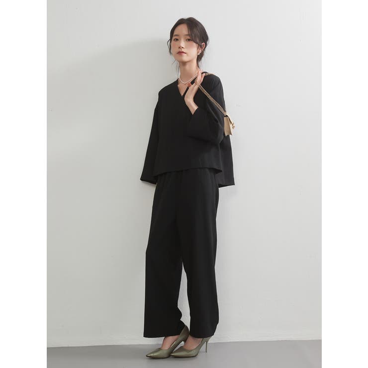 Vネックブラウスとワイドパンツ上下セットセットアップ | On One's Own | 詳細画像13 