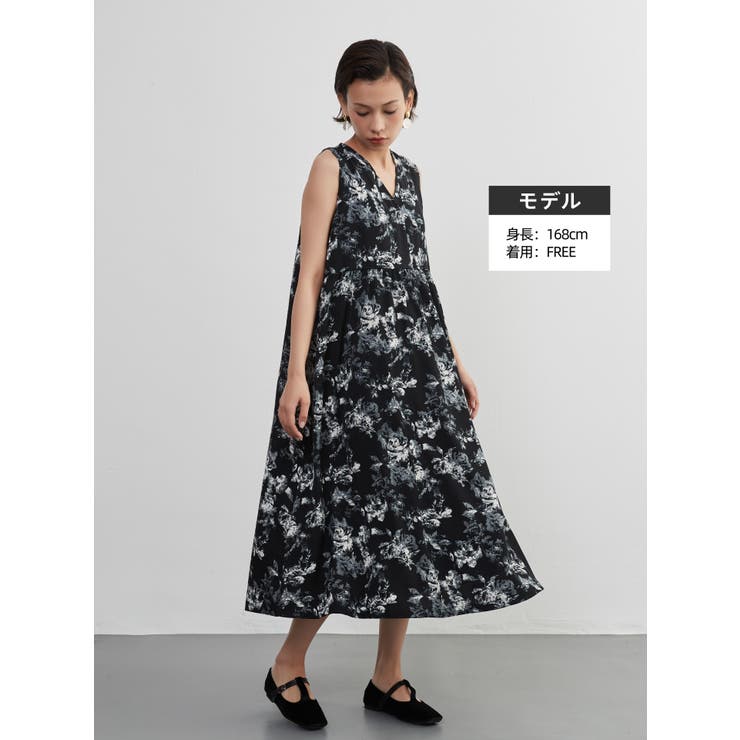 BLACK | ノースリーブワンピース フラワー プリント花柄ロング丈レイヤード | On One's Own