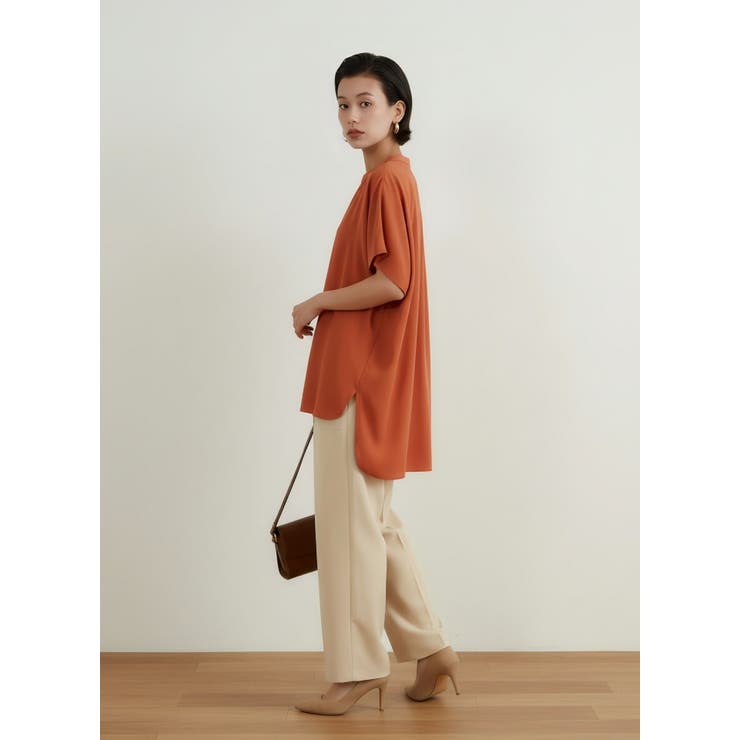 シンプルVネック半袖チュニックブラウス体型カバーとろみレーヨンきれいめトップス | On One's Own | 詳細画像13 