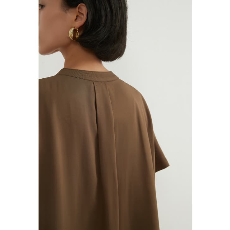 シンプルVネック半袖チュニックブラウス体型カバーとろみレーヨンきれいめトップス | On One's Own | 詳細画像7 