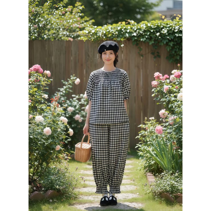 ギンガムチェックスモッキング刺繍半袖ギャザーブラウスセットアップ対応 | On One's Own | 詳細画像11 
