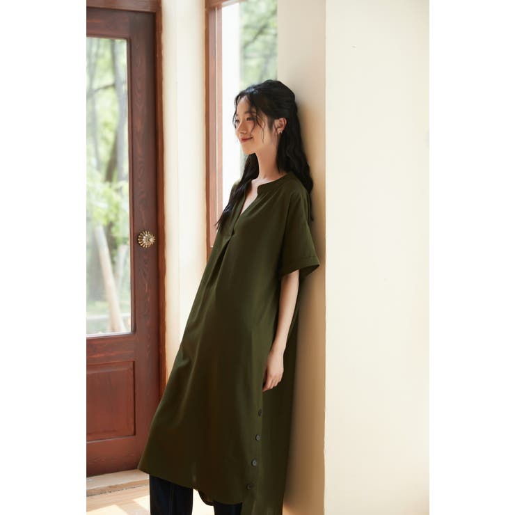 スキッパーカラー半袖裾スリットワンピース飾りボタン | On One's Own | 詳細画像14 