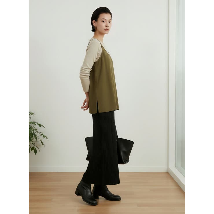 キャミソールドレープ感厚手レーヨン光沢感華奢ストラップ | On One's Own | 詳細画像14 