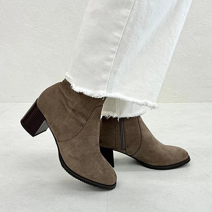 美品✨グッチ マーモント チャンキーヒールゴールド ブラックスエード ブーツ Gucci Marmont Gold GG Logo Black Leather Fringe Ankle Boots