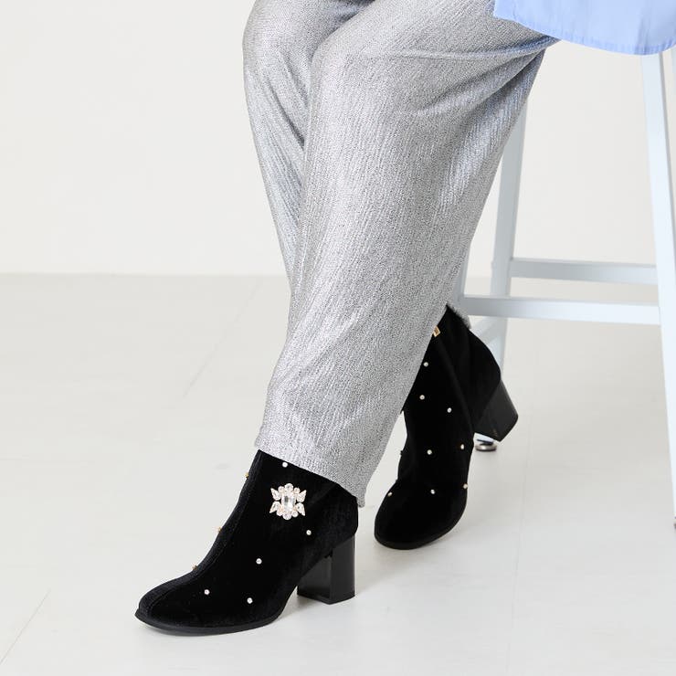 ≪オリエンタルトラフィック≫ビジュー×ラウンドトゥベロアブーツ