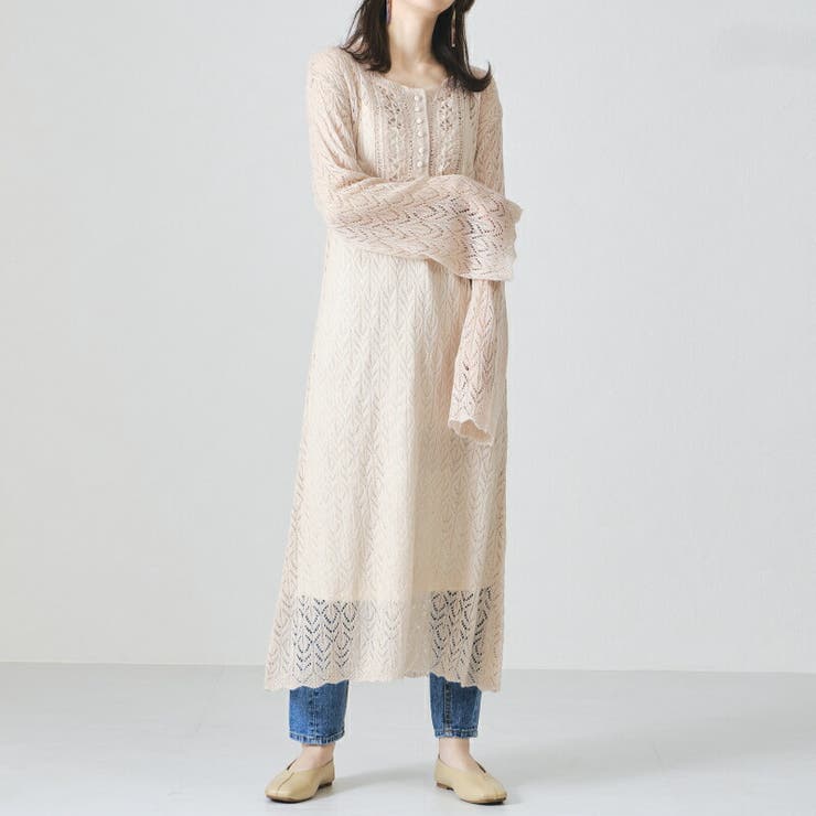 かぎ針くるみ釦透かし編みニットワンピース《acro》アクロ[品番